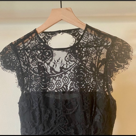 BB Dakota Dresses & Skirts - BB Dakota Formal Little Black Lace Dress 👗